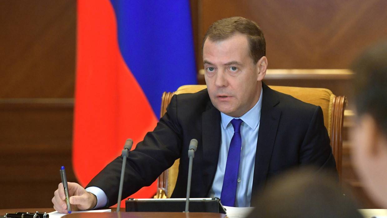 Медведев усомнился в эффективности санкций Запада против Совбеза России