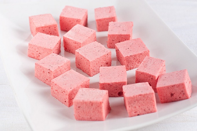 Десерт «Клубничные облака»