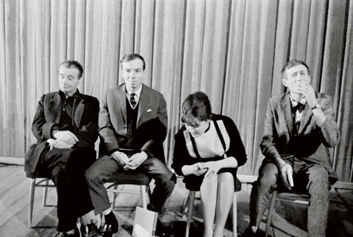 За кадром фильма «Мне 20 лет»: За что «зарезали» фильм, ставший визитной карточкой молодежи 1960-х За кадром фильма «Мне 20 лет»: За что «зарезали» фильм, ставший визитной карточкой молодежи 1960-х звезда,«Мне 20 лет»,наши звезды,фильм,шоубиz,шоубиз