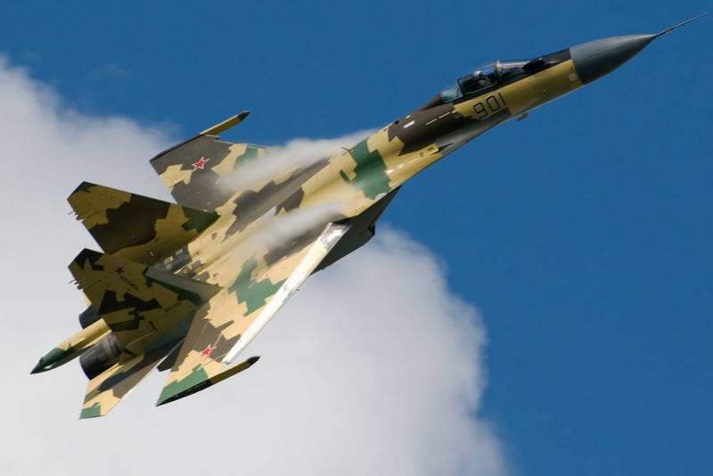 Пока весь мир летает на легких истребителях, Россия уверенно пересаживается на «тяжеловесы» Новости