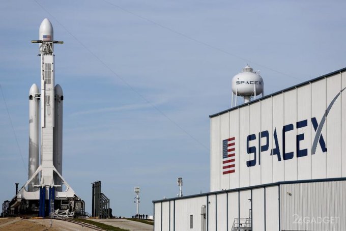 Илон Маск начинает сдавать в аренду места в ракетах SpaceX