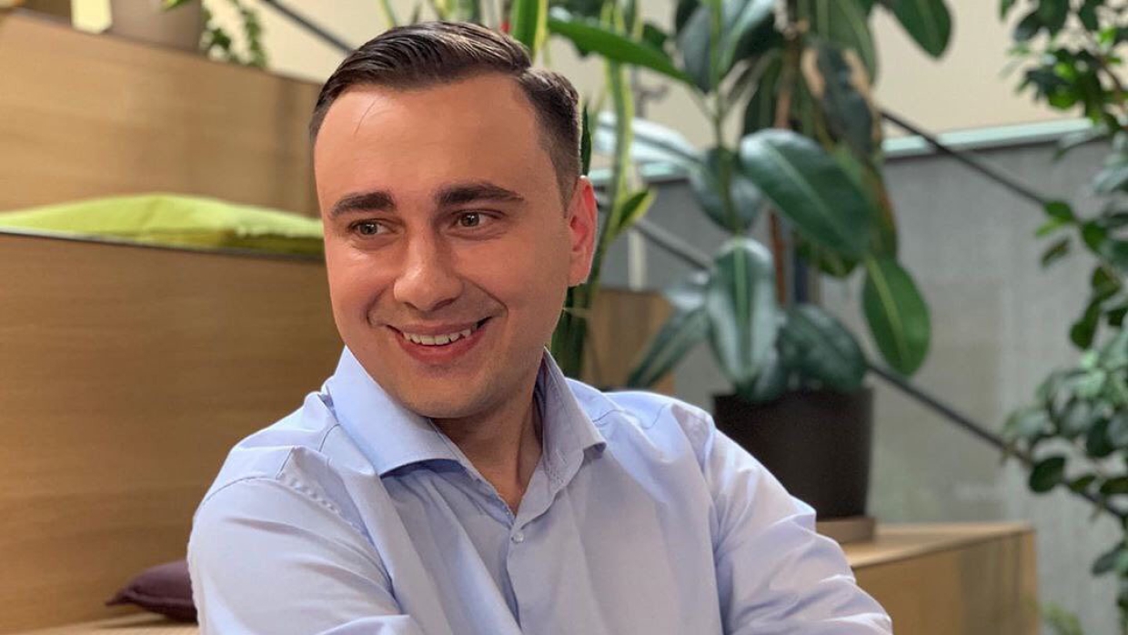 Экс-координатор штаба Навального раскрыл схему присвоения донатов ФБК