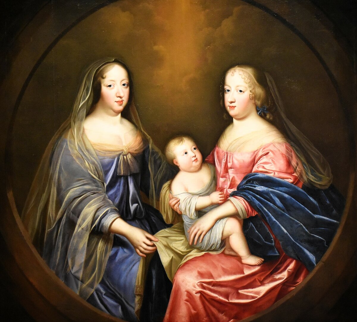 «Две королевы: Анна Австрийская (слева), Мария Терезия и Дофин», неизвестный худ, 1663 год