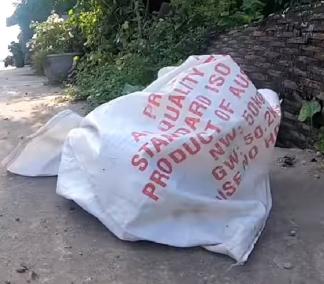 Белый пакет