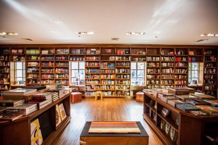 26 самых волшебных книжных магазинов со всего мира 