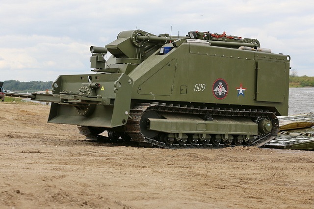 Фото. Робот «Уран-9» на Армейских международных играх — 2015 ARMS-EXPO.RU