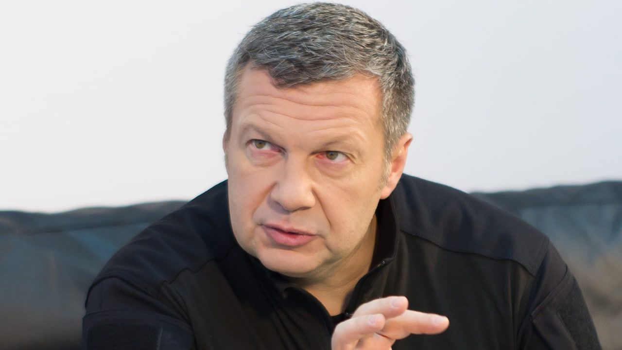 Соловьев назвал настоящую причину бегства «неприкасаемой» Собчак из России