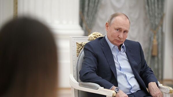 Путин ответил на просьбу провести "Прямую линию" в этом году пораньше Лента новостей