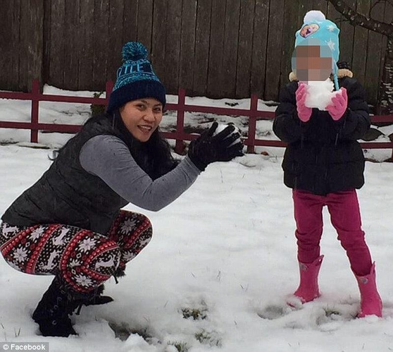 7 летняя девочка. Супруги убивали детей. Любовь белюшина похороны. Супруги убивали детей. Супруги убивали детей.