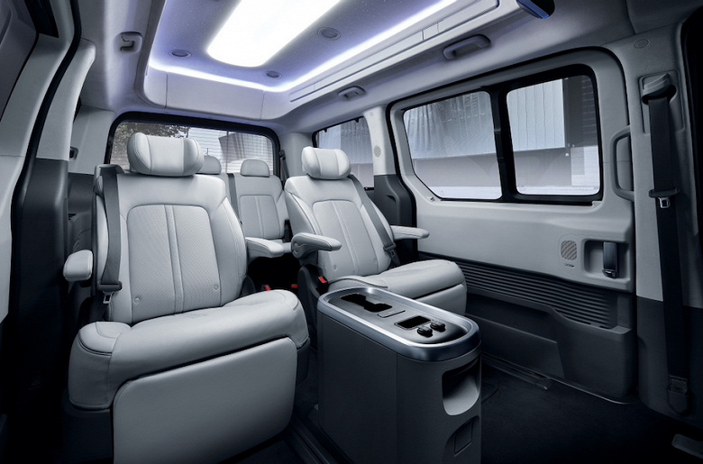 Представлен минивэн Hyundai Staria Lounge Limousine