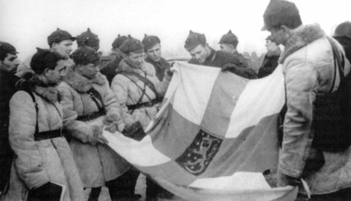 Красноармейцы в буденовках во время советско-финской войны, зима 1940 года. /Фото: wikipedia.org 