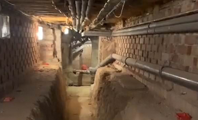 Британец увидел скрытую панель в доме и решил проверить: лестница за дверью привела его в катакомбы возрастом 500 лет Культура