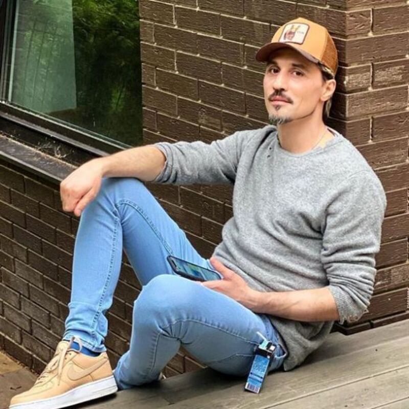 Дима Билан намерен помочь бездомным животным