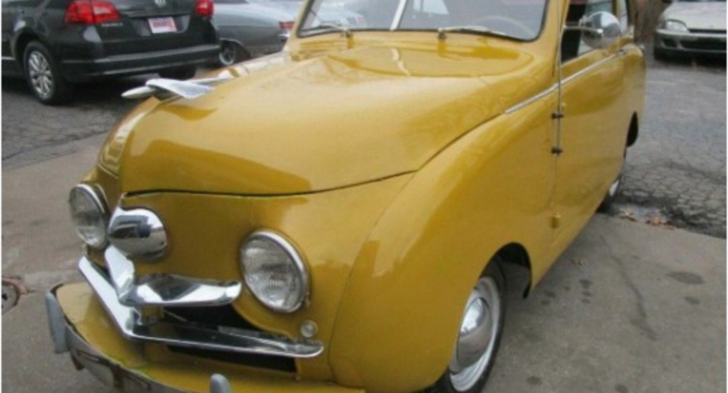 Маленький жёлтый «Кросли» получил широкие двери и тесный салон Автомобили