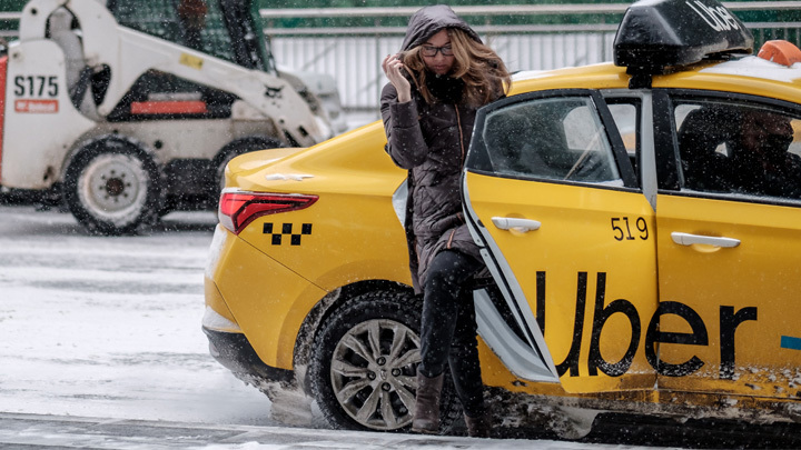 Иди на ..., русская тв…!: Таксист Джамшед обратился к русским с новогодним поздравлением