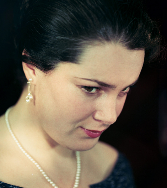 Элина Быстрицкая роли