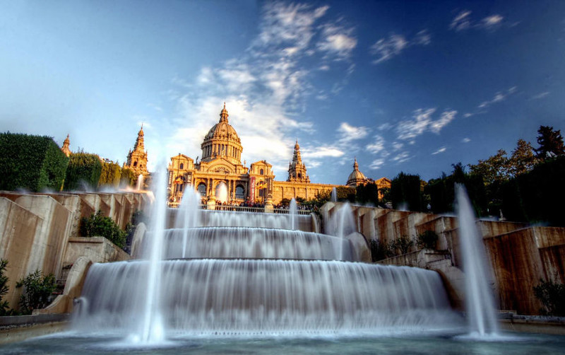 Фонтан перед дворцом Монтжуик, Барселона, Испания город, достопримечательность, интересное, мир, подборка, страна, фонтан, фото