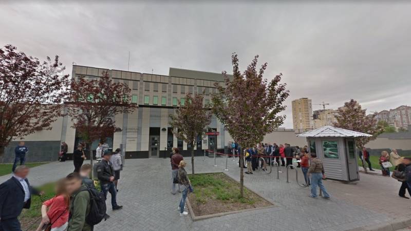 Военный Луганск: местный журналист показал правду жизни в Донбассе, развеяв все фейки Киева