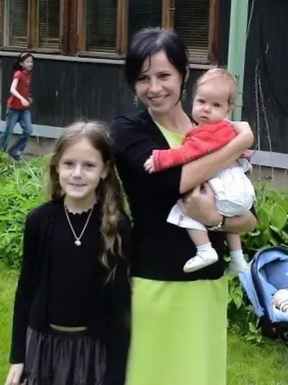 Оксана Лаврентьева показала архивные фото с дочерью в честь её 28-летия Лаврентьева, дочерью, АлинойОксана, Алина, Оксана, матерью, родила, АлинойАлина, ЛаврентьеваПак, ЛаврентьеваПакОксана, замужем, 47летняя, правления, председателя, Костин, заместителем, Антоном, Андрей, глава, оказался