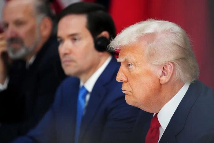 Зачем Трамп захотел поговорить с Си Цзиньпином. Фото © Gettyimages / Andrew Harnik