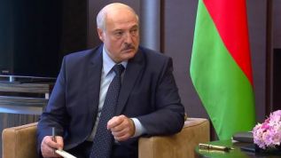 Лукашенко пригласили в оккупированный Крым