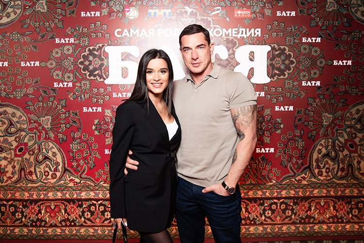 Владимир Вдовиченков, Елена Лядова, Юлия Савичева, Дмитрий Шепелев и другие на премьере фильма "Батя" Кино,Кино