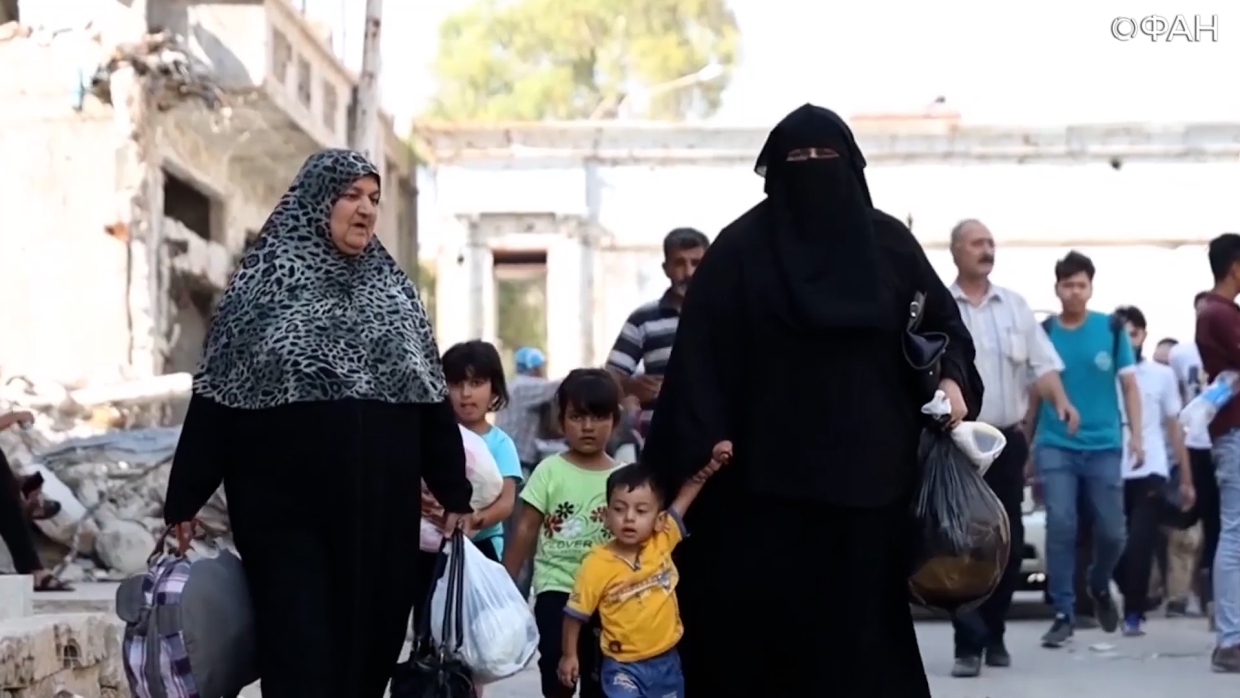 Тысячи сирийских мирных жителей бегут из захваченного боевиками Аль Балада