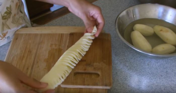 Как сделать картофельную спиральку