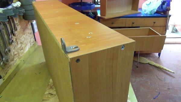 Полки для мастерской из старого комода самоделкин