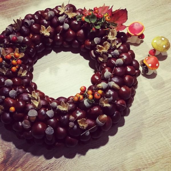 Яркие осенние поделки из каштанов Яркие осенние поделки из каштанов детские поделки,из каштанов,поделки с детьми,своими руками