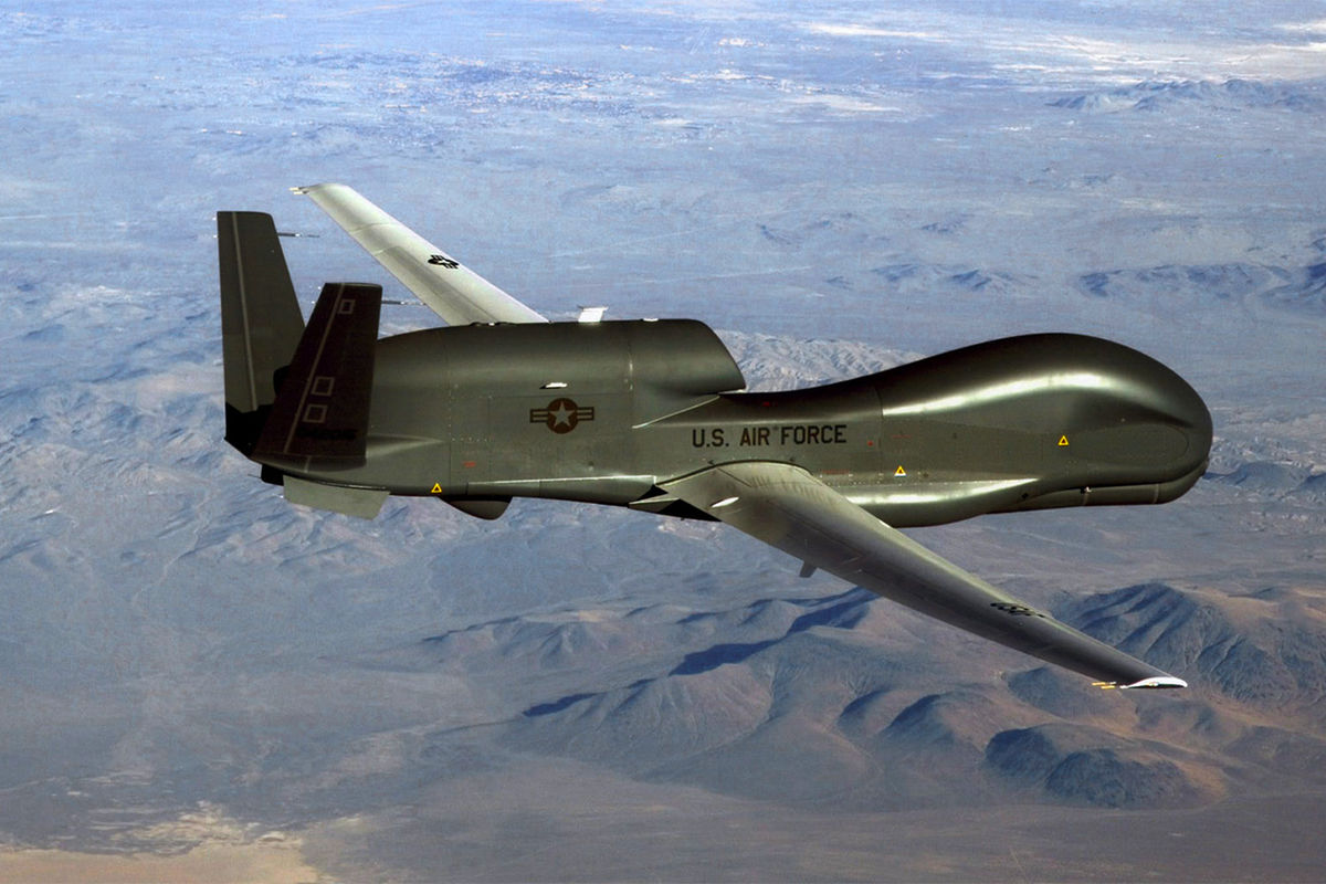Flightradar: у берегов Сочи летел американский дрон-разведчик RQ-4B Global Hawk