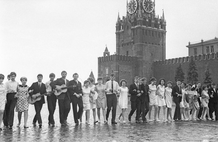 Картинки по запросу Выпускницы 1970-х