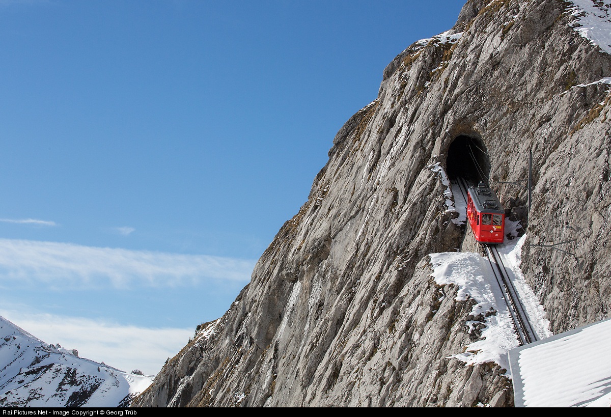Пилатусбан — самая крутая железная дорога в мире - похожая новость на Toplenta