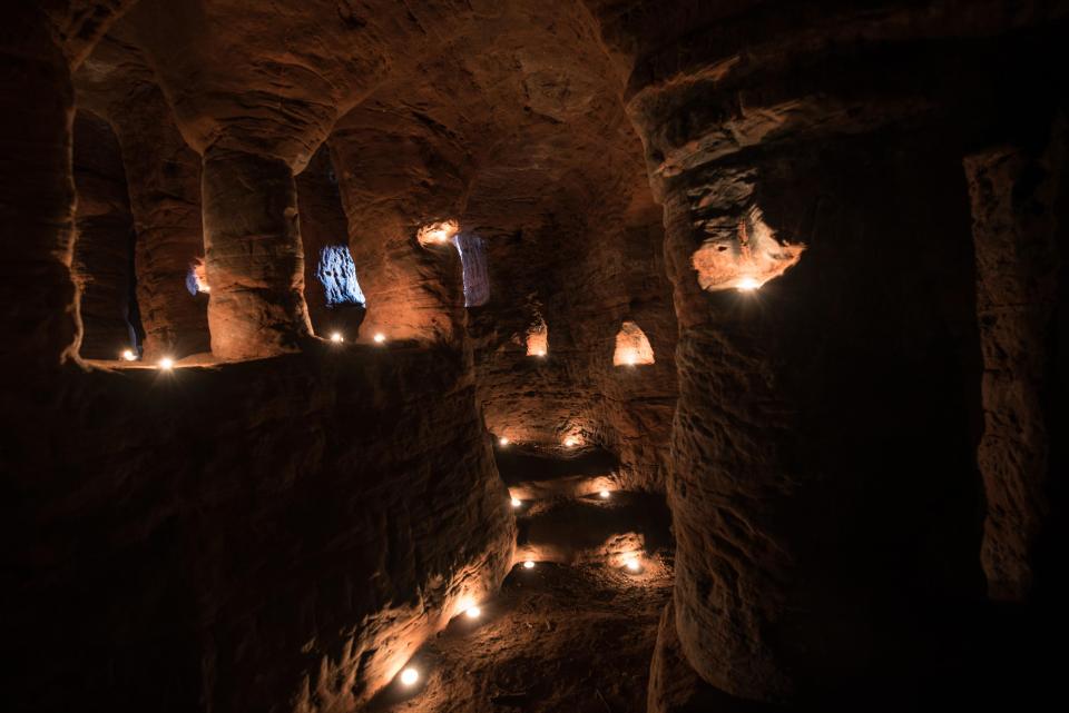 В Англии случайно раскопали подземный 700-летний храм