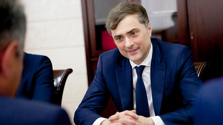 В ДНР поддержали Суркова: Несогласные с планом России не хотят окончания войны