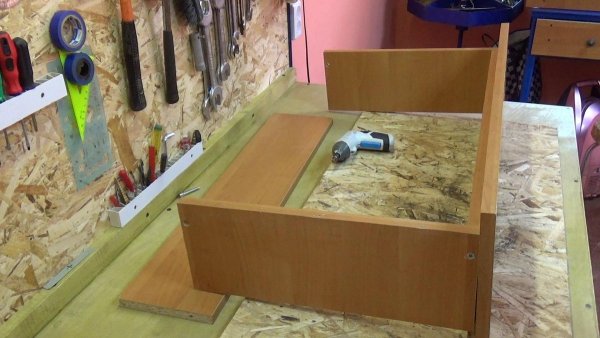 Полки для мастерской из старого комода самоделкин