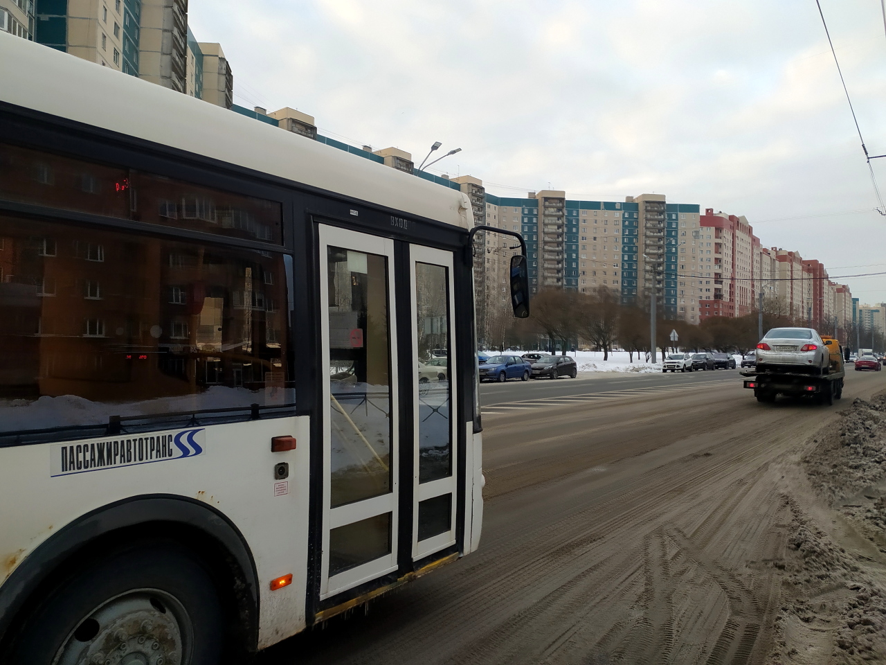 26 автобус самара с сухой самарки. Автобусный транспорт Самара. 78 Автобус Самара. Автобус 67. Остановка новый рынок.