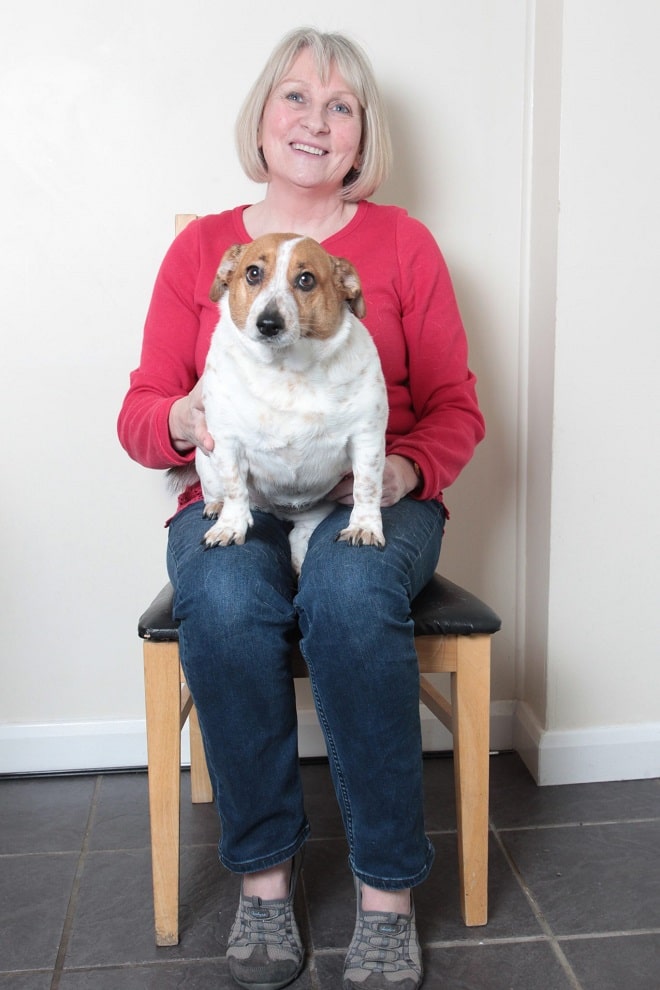 Женщина с питомицей