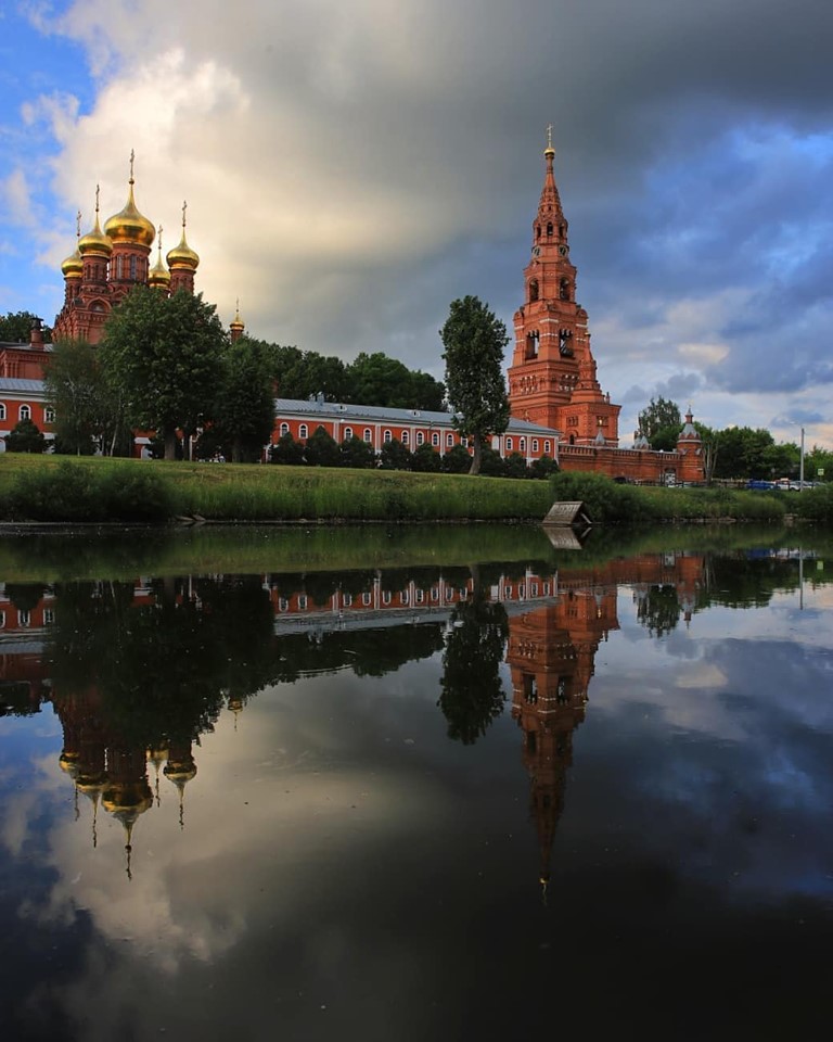 Черниговский скит причет