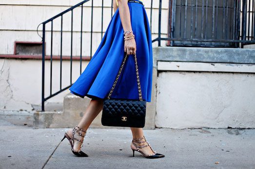 Синяя юбка — незаменимая деталь для настоящей модницы лучшее,мода,модные советы,Наряды