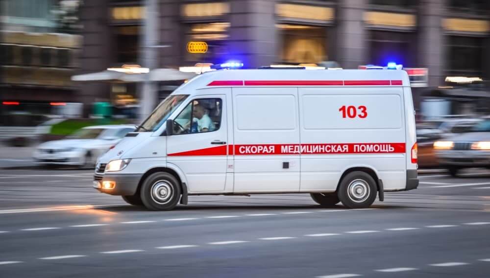Крупного российского бизнесмена нашли погибшим под окнами дома в Москве