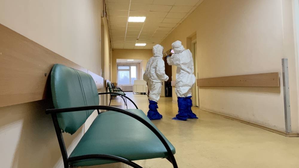 Ковидные госпитали закрывают в Новосибирской области из-за снижения заболеваемости