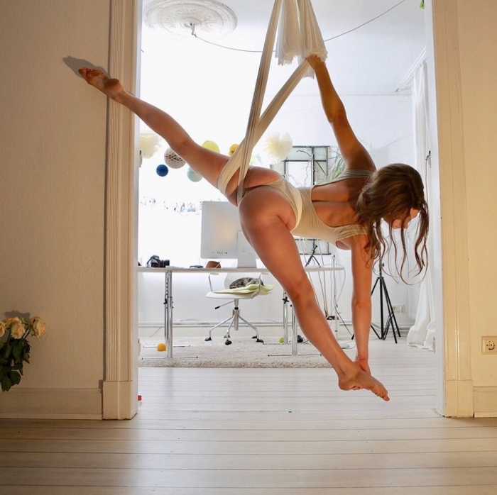 Гибкие девушки на снимках Карстена Туна Гибкие девушки на снимках Карстена Туна позитив