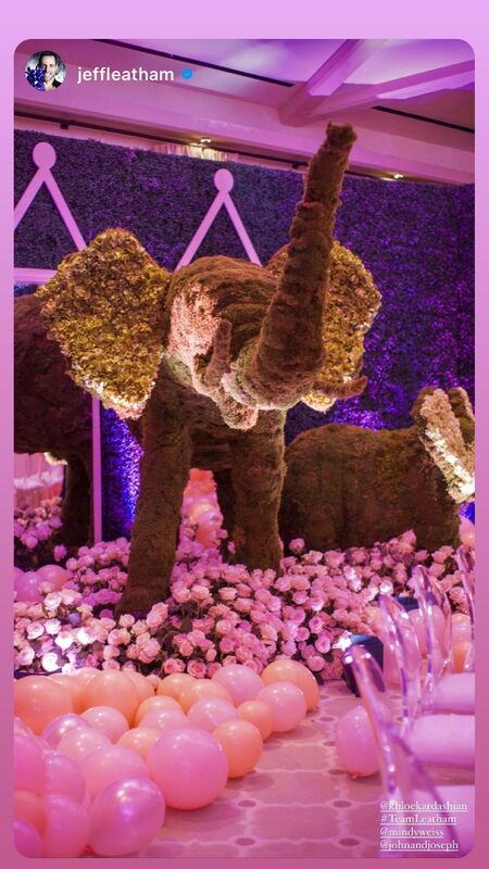 Розовая феерия: Хлое Кардашьян отпраздновала день рождения дочери Тру Розовая феерия: Хлое Кардашьян отпраздновала день рождения дочери Тру Дети,Дети знаменитостей