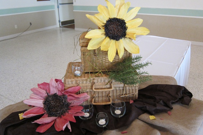 Подсолнухи из кукурузных листьев с кофейными зернами, Подсолнухи из кукурузных листьев с кофейными зернами, сделай сам,Хенд мейд,цветы из фетра