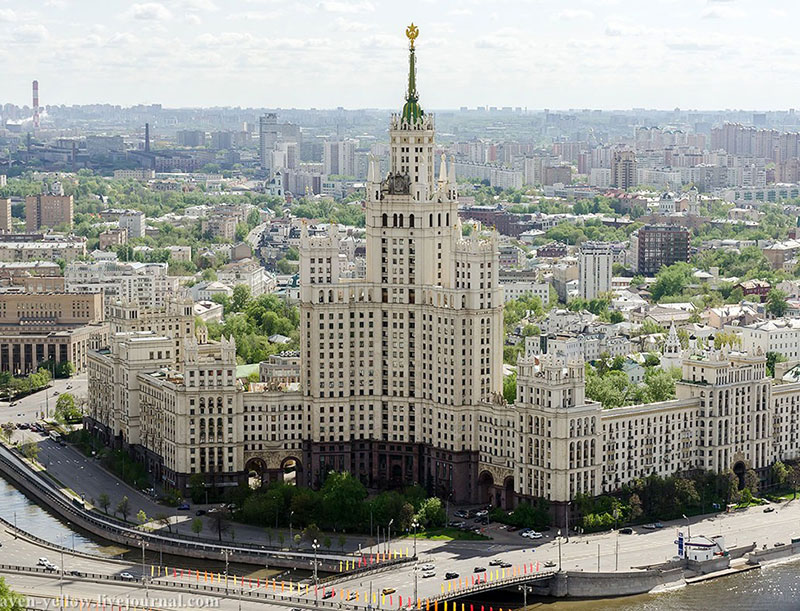 Квартира для семьи профессора в знаменитой сталинской высотке в Москве Высотка, собой, таком, знаковом, объекте, — апартаменты принадлежат, профессору, медицины, который, недавно, переехал, вместе, семьёй, захватил, уникальную, посмотреть, классическую, мебель, сделанную, заказ