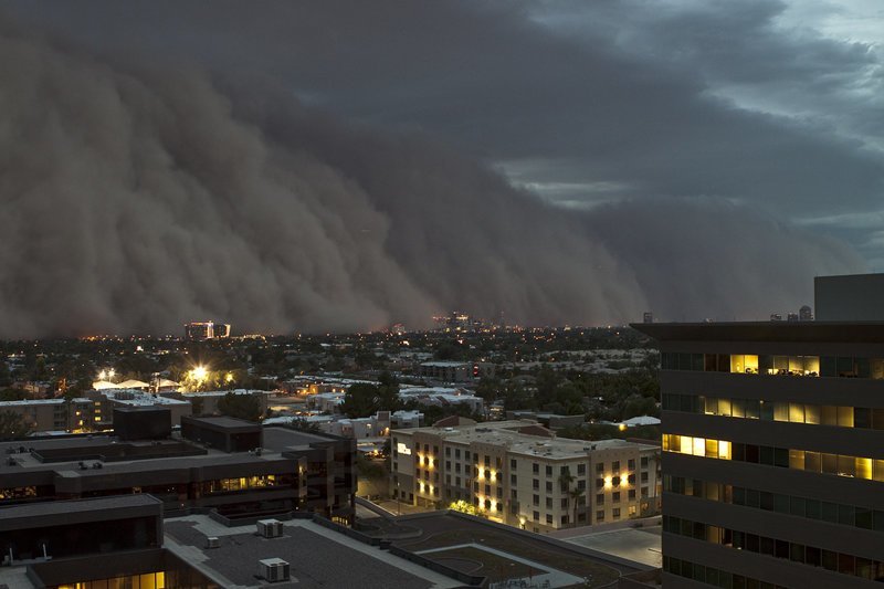 Песчаные бури наступают на города: 30 эффектных снимков разгула стихии катаклизм, красиво, природные явления, пыль, пыльная буря, эстетика