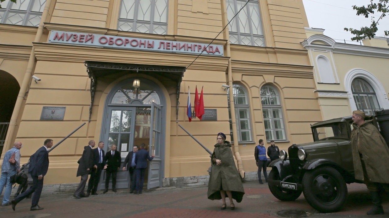 Музей обороны и блокады ленинграда соляной. Мемориальный музей обороны и блокады Ленинграда. Музей блокады Ленинграда СПБ. Соляной переулок музей блокады. Санкт-Петербург соляной переулок 9 музей обороны и блокады Ленинграда.