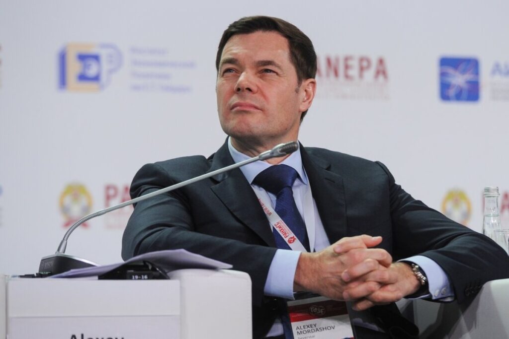 Forbes: число российских миллиардеров достигло рекорда