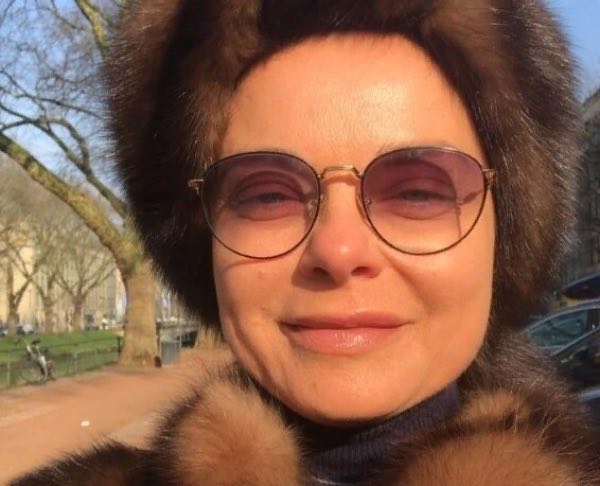 Королёва показала фото без макияжа, хейтеры сравнили певицу с пенсионеркой Королёва показала фото без макияжа, хейтеры сравнили певицу с пенсионеркой которые, певица, Королёва, иногда, выглядит, перед, певицу, артистки, Видно, Наташу, сделаны, снимки, Наташа, отличной, много, время, платьях, подвергаются, Именно, цветочек
